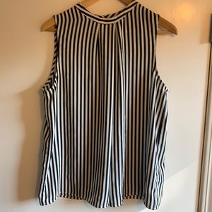 Banana Republic Navy/Wht Striped Sleeveless Blouse